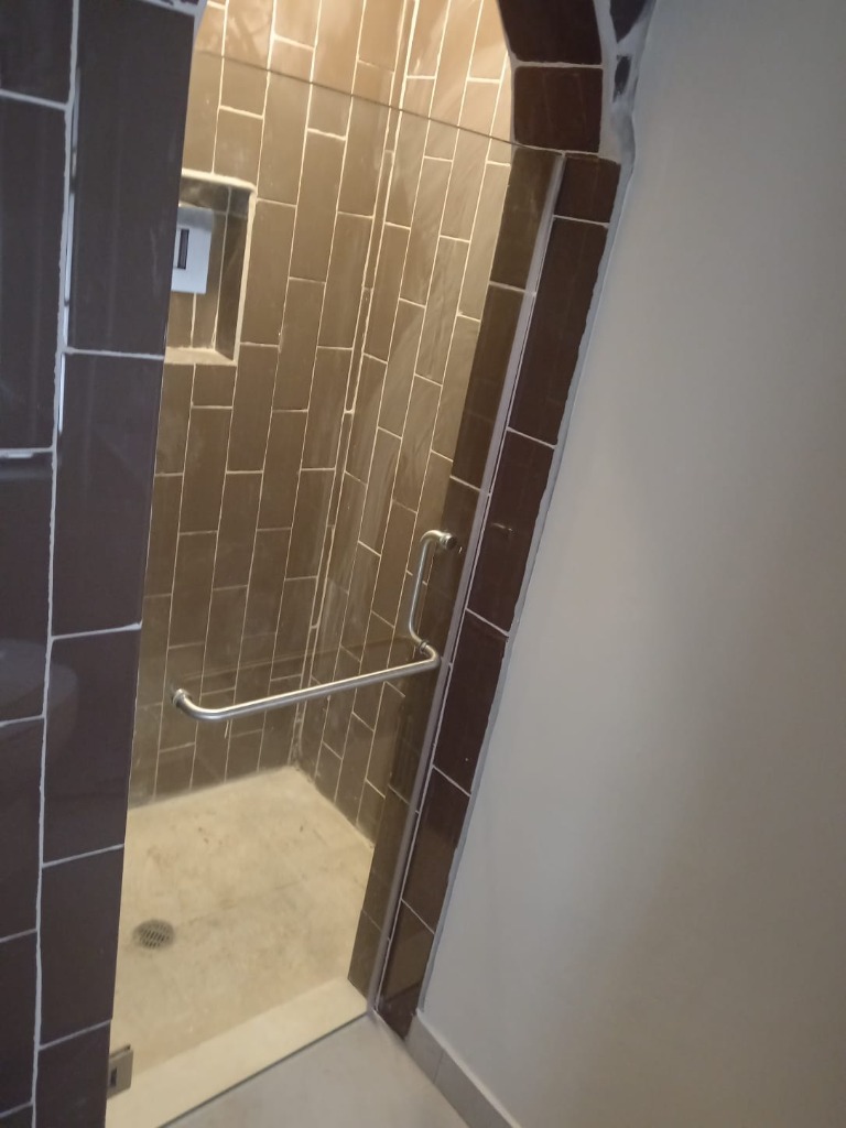 Cancel de Baño en Arco VIALUM